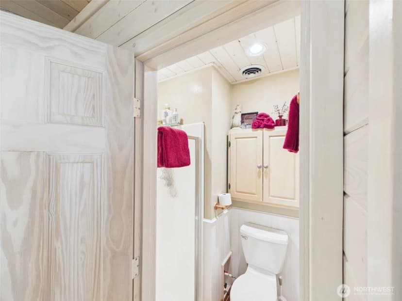 Property photo for 10 Wayland Cove Road, Republic photo 17