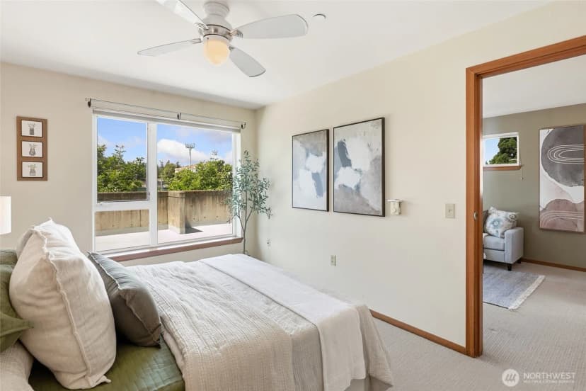 Property photo for 12334 31st Avenue Ne #202, Seattle photo 18