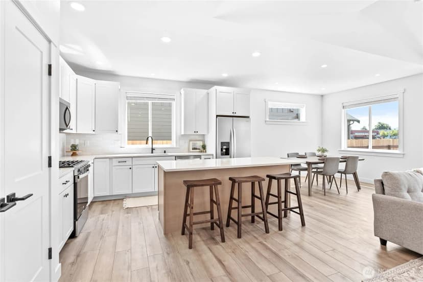 Property photo for 317 W 3rd Street, Everson photo 11