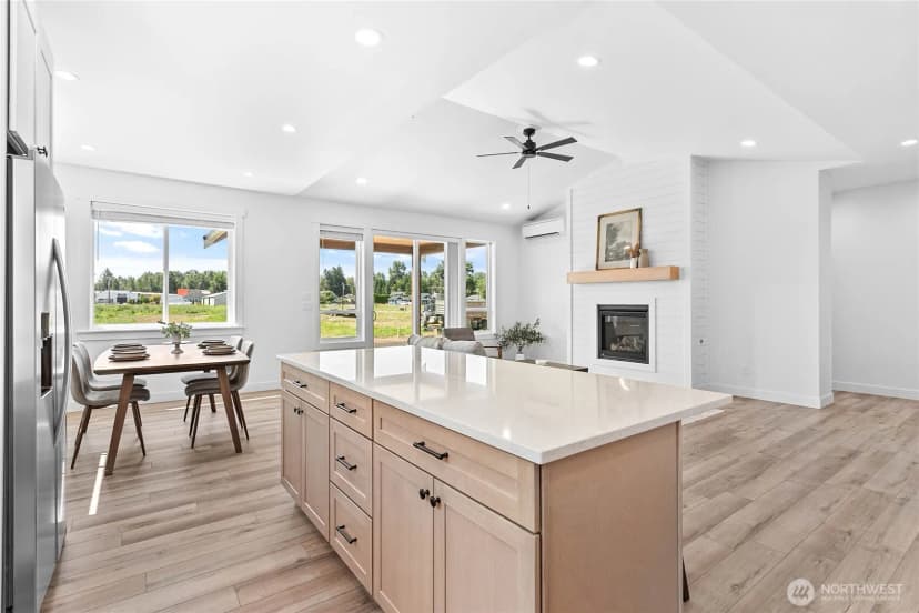 Property photo for 317 W 3rd Street, Everson photo 13