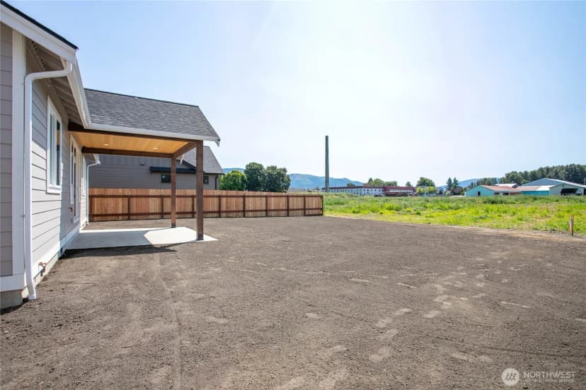 Property photo for 317 W 3rd Street, Everson photo 37