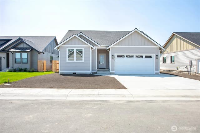 Property photo for 317 W 3rd Street, Everson photo 2