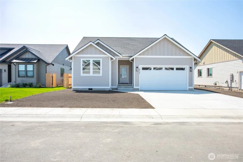 Property photo for 317 W 3rd Street, Everson photo 2