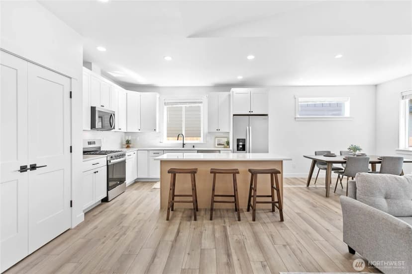Property photo for 317 W 3rd Street, Everson photo 10
