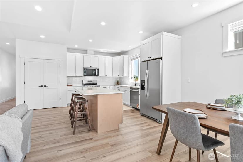 Property photo for 317 W 3rd Street, Everson photo 15