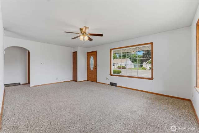 Property photo for 1325 9th Street, Wenatchee photo 4