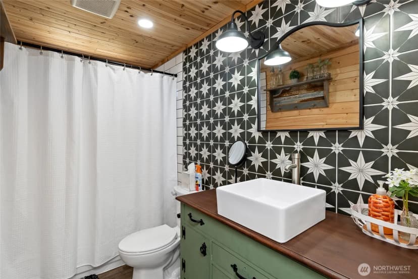 Property photo for 15722 Ap Tubbs Road E, Buckley photo 34