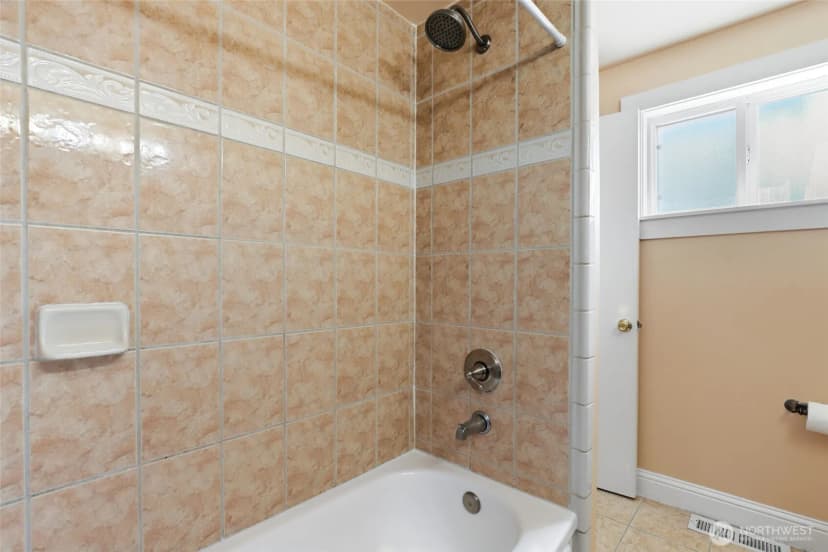 Property photo for 29126 39th Avenue S, Auburn photo 17
