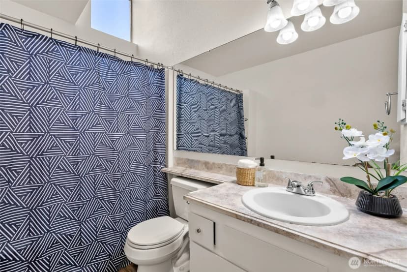Property photo for 7612 Colony Court Ne, Bremerton photo 17