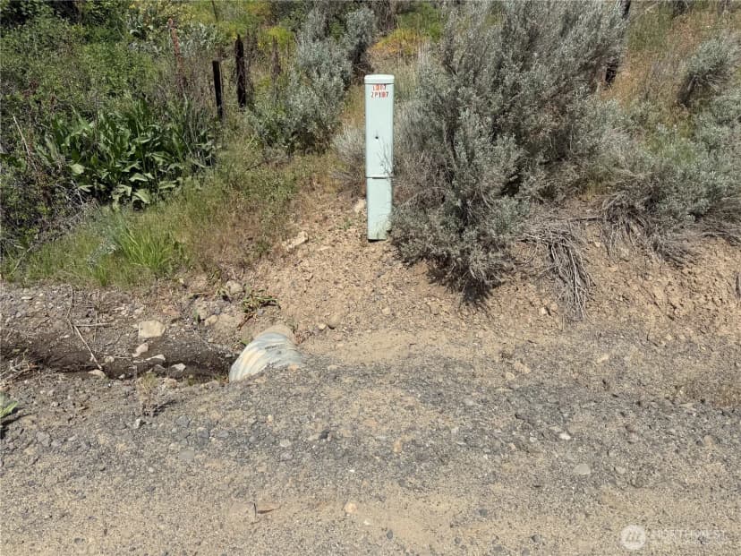 Property photo for 0 Titchenal Canyon Road Sw, Waterville photo 6