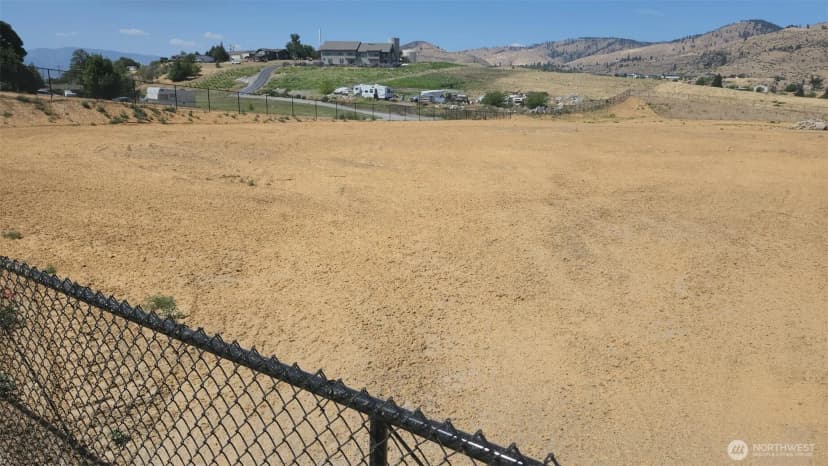 Property photo for 93 E Shop Avenue, Chelan photo 5