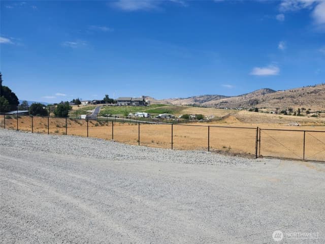 Property photo for 93 E Shop Avenue, Chelan photo 3