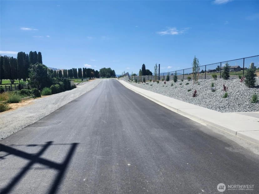 Property photo for 93 E Shop Avenue, Chelan