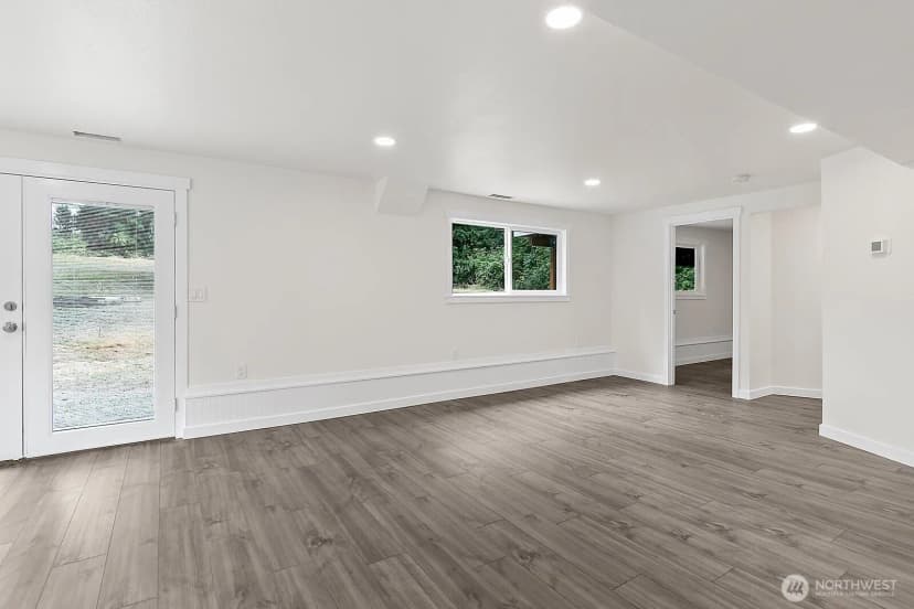 Property photo for 19019 Se 164th Street, Renton photo 18