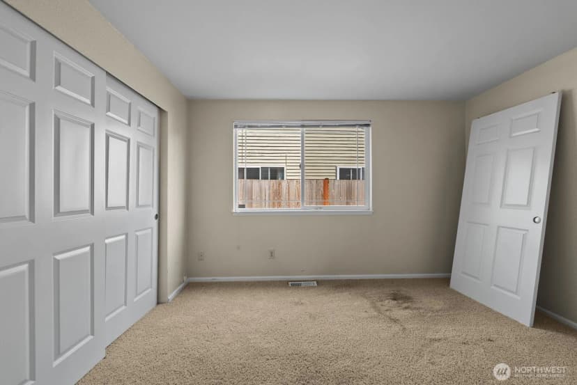 Property photo for 9824 Onyx Drive Sw, Lakewood photo 23
