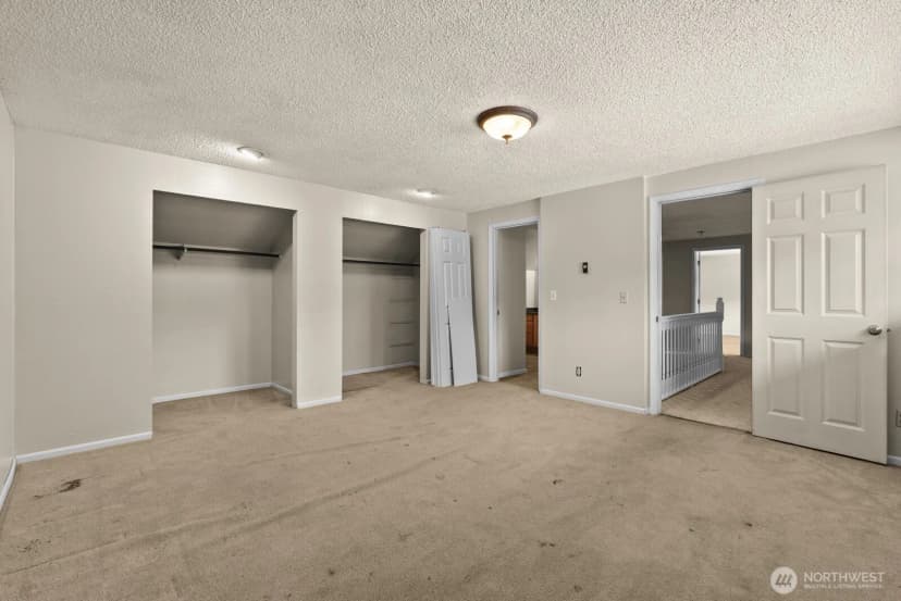 Property photo for 9824 Onyx Drive Sw, Lakewood photo 31