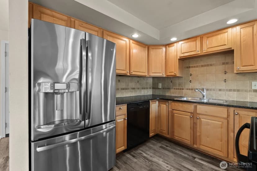 Property photo for 9824 Onyx Drive Sw, Lakewood photo 10