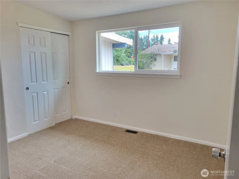 Property photo for 1713 W Martin Street, Elma photo 8