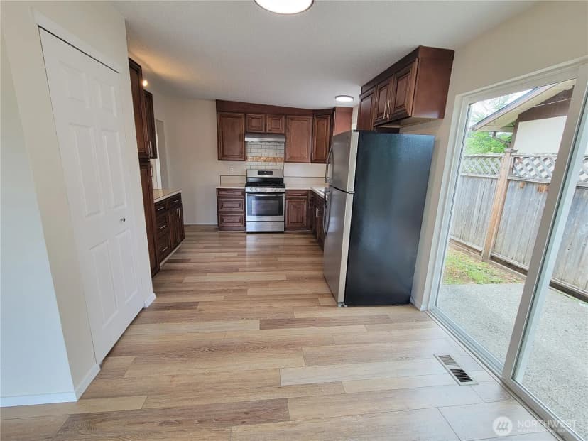 Property photo for 1713 W Martin Street, Elma photo 19