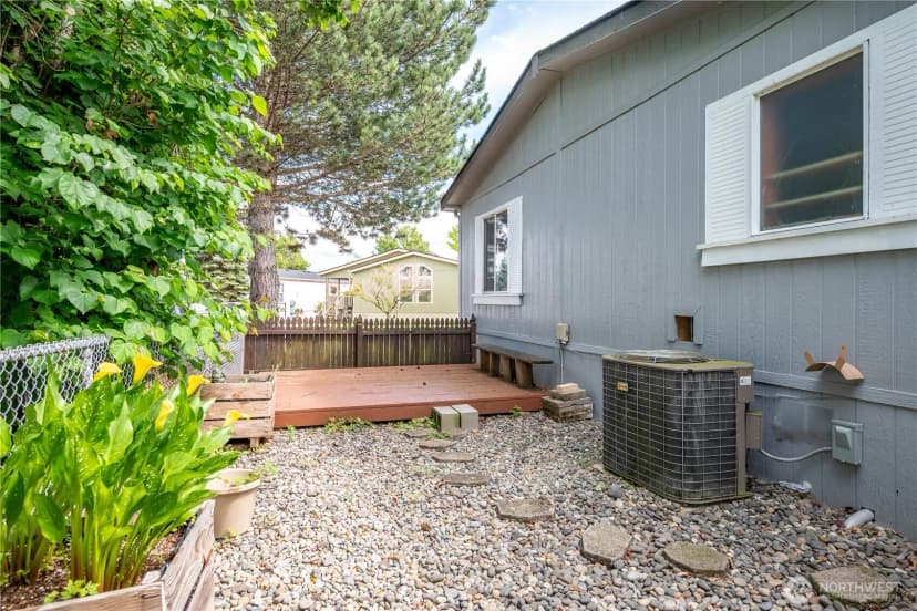 Property photo for 600 Egret Lane, Longview photo 28