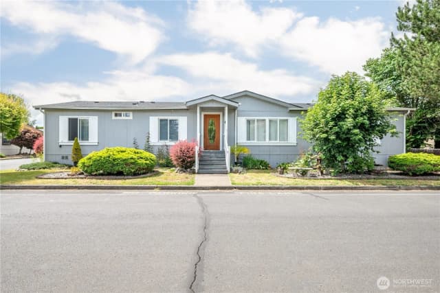 Property photo for 600 Egret Lane, Longview photo 2