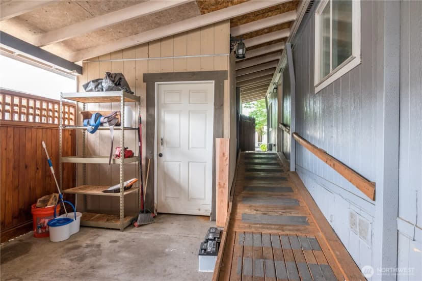 Property photo for 600 Egret Lane, Longview photo 27
