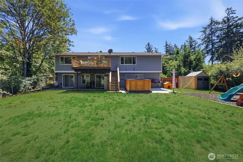 Property photo for 7221 Topaz Court Sw, Lakewood photo 32