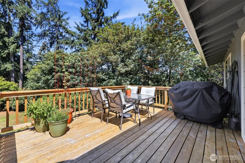 Property photo for 7221 Topaz Court Sw, Lakewood photo 15