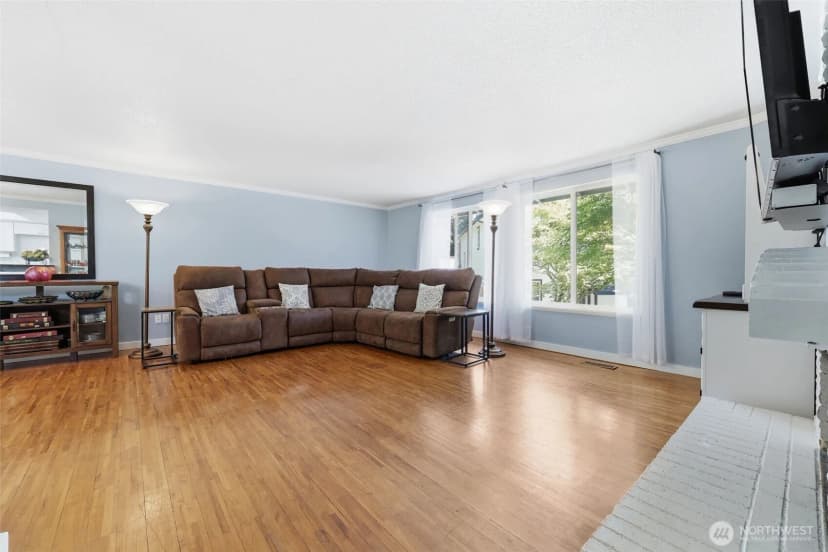 Property photo for 7221 Topaz Court Sw, Lakewood photo 7
