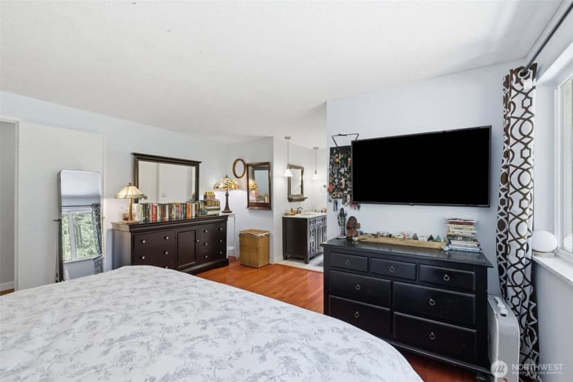 Property photo for 7221 Topaz Court Sw, Lakewood photo 18
