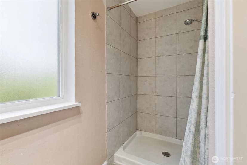 Property photo for 7221 Topaz Court Sw, Lakewood photo 20