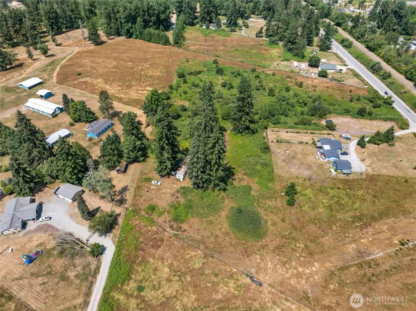 Property photo for 21115 Renton Maple Valley Road, Maple Valley photo 2