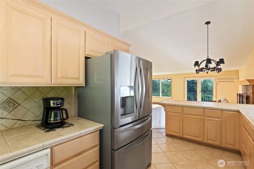 Property photo for 4706 Caldwell Road E, Edgewood photo 10