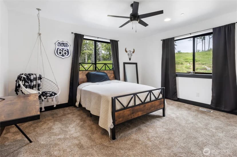Property photo for 38922 Madrona Drive E, Roy photo 21