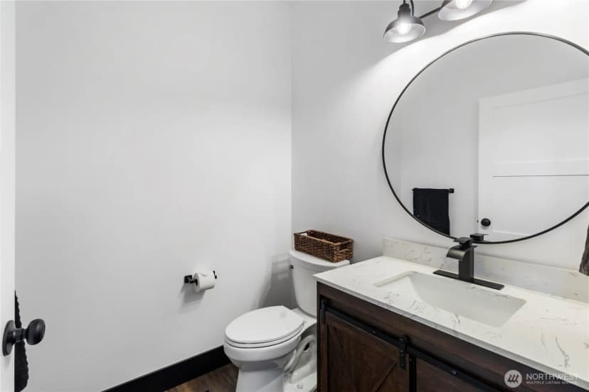 Property photo for 38922 Madrona Drive E, Roy photo 11