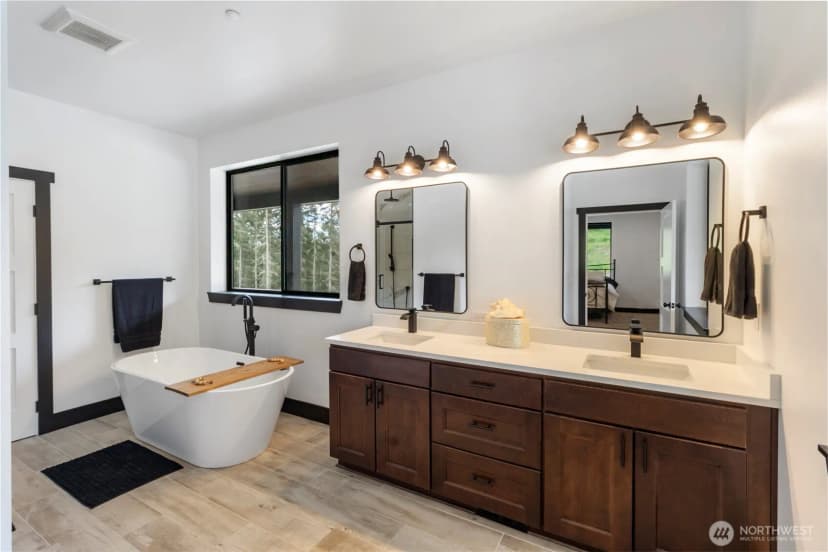 Property photo for 38922 Madrona Drive E, Roy photo 13