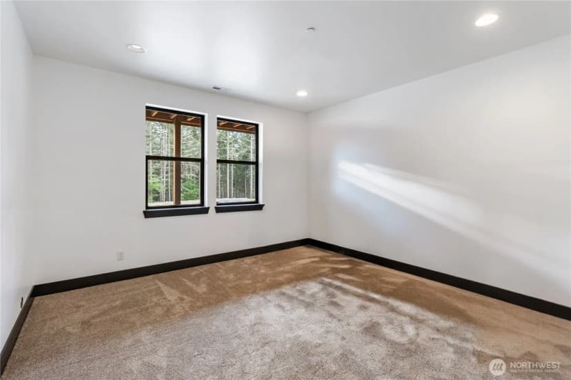 Property photo for 38922 Madrona Drive E, Roy photo 28