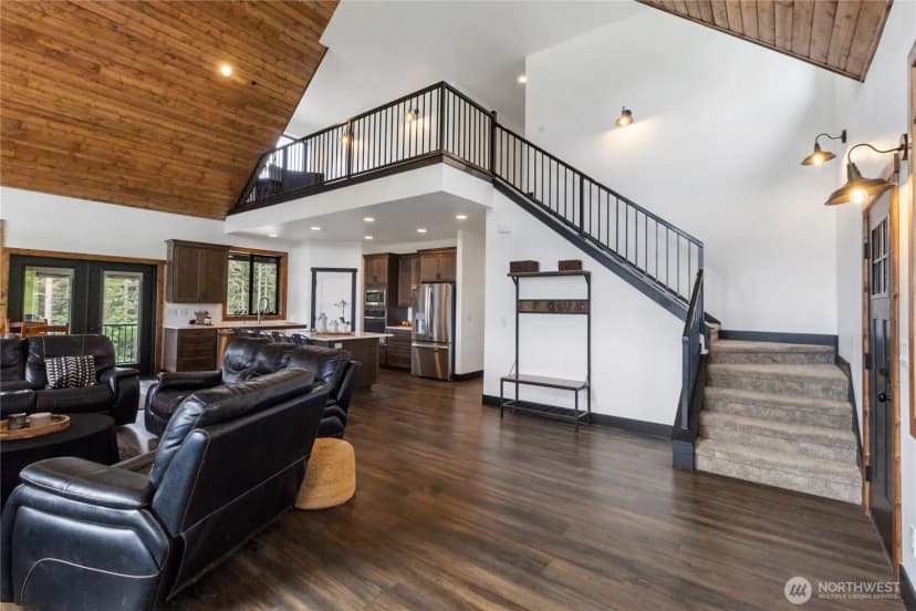 Property photo for 38922 Madrona Drive E, Roy photo 17