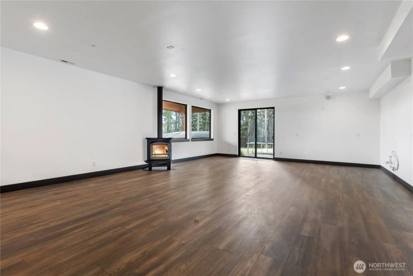 Property photo for 38922 Madrona Drive E, Roy photo 24