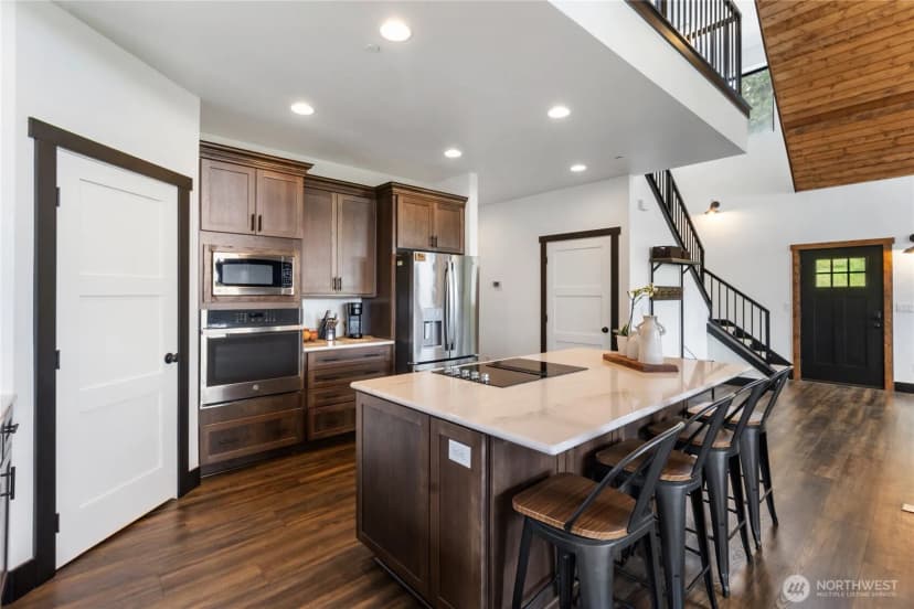Property photo for 38922 Madrona Drive E, Roy photo 10