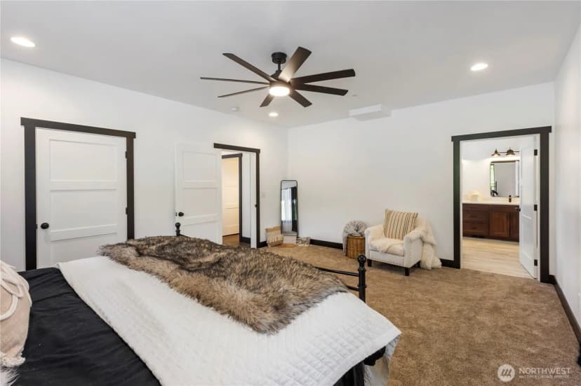 Property photo for 38922 Madrona Drive E, Roy photo 16