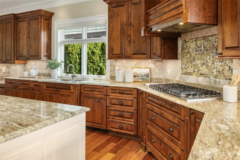 Property photo for 1764 Harrison Way Ne, Issaquah photo 10