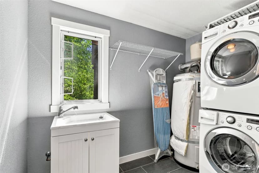 Property photo for 9375 Ne Eric Avenue, Bainbridge Island photo 19