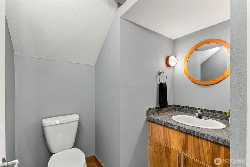 Property photo for 9375 Ne Eric Avenue, Bainbridge Island photo 28