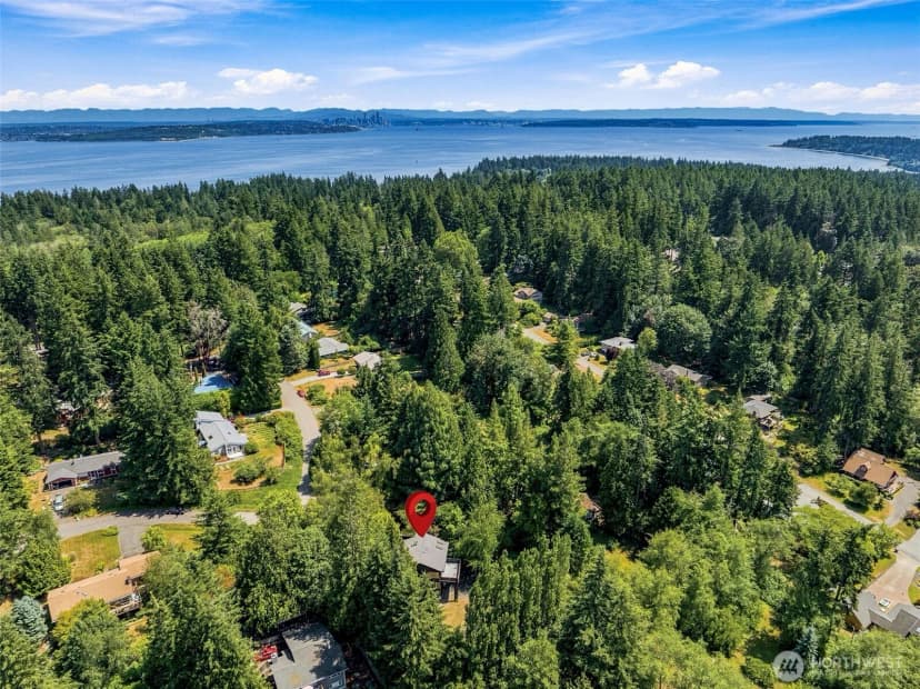 Property photo for 9375 Ne Eric Avenue, Bainbridge Island photo 35