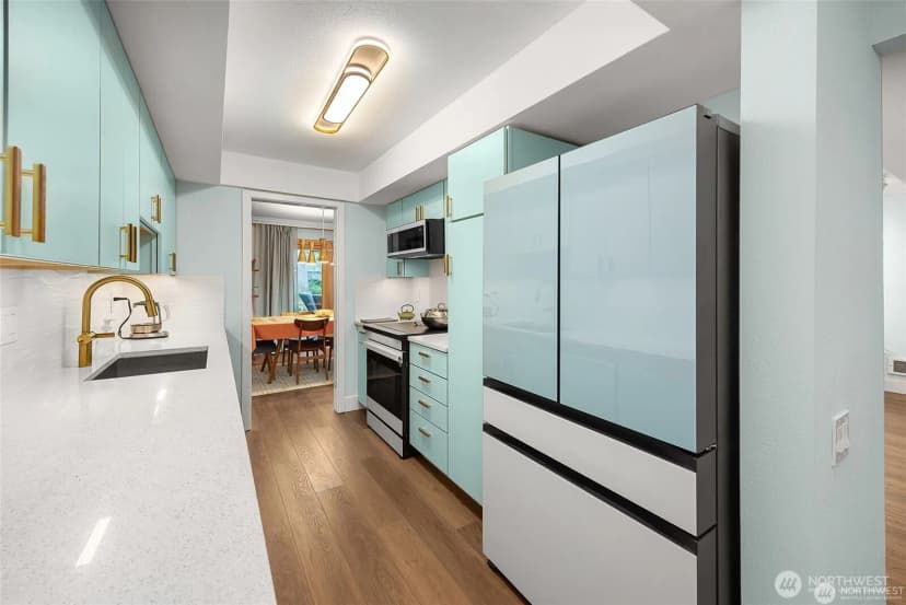 Property photo for 1524 Ne 140th Street #d2, Seattle photo 11