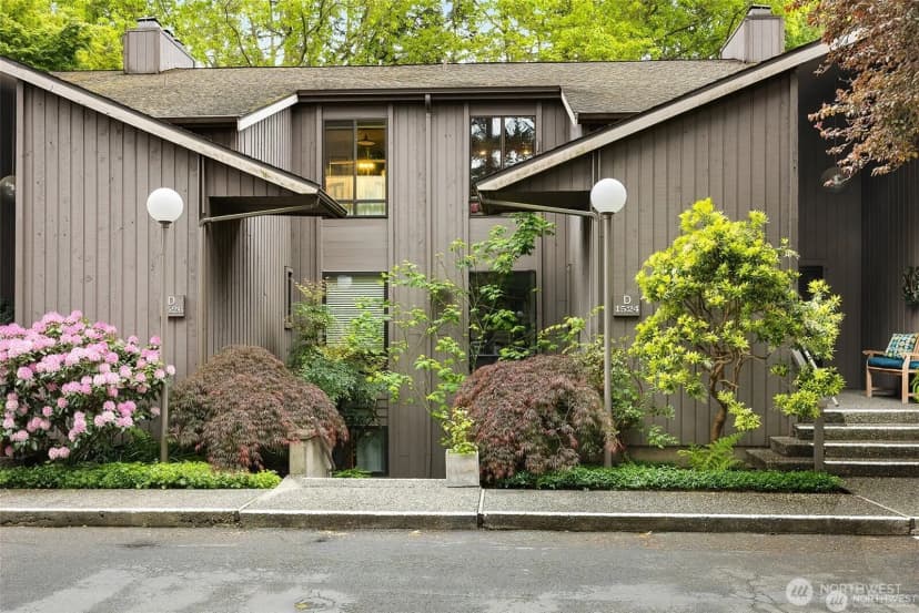 Property photo for 1524 Ne 140th Street #d2, Seattle photo 28