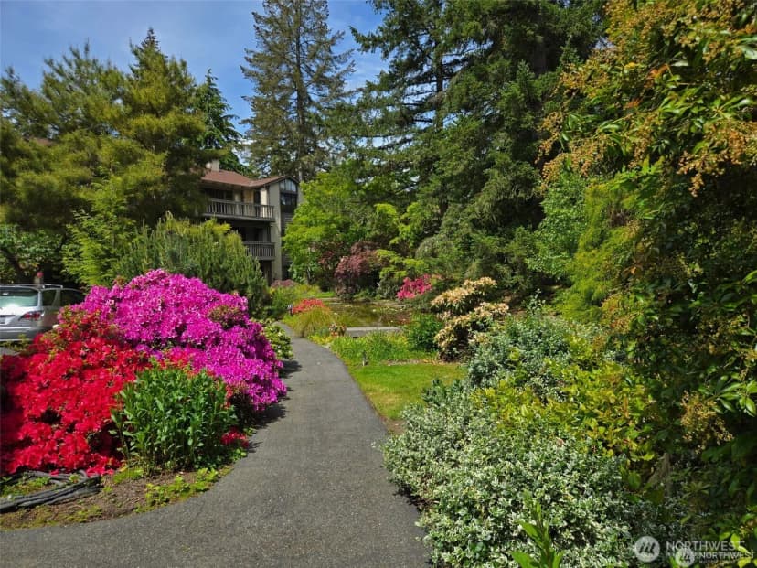 Property photo for 1524 Ne 140th Street #d2, Seattle photo 24