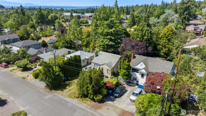 Property photo for 122 Nw 103rd Street, Seattle photo 10