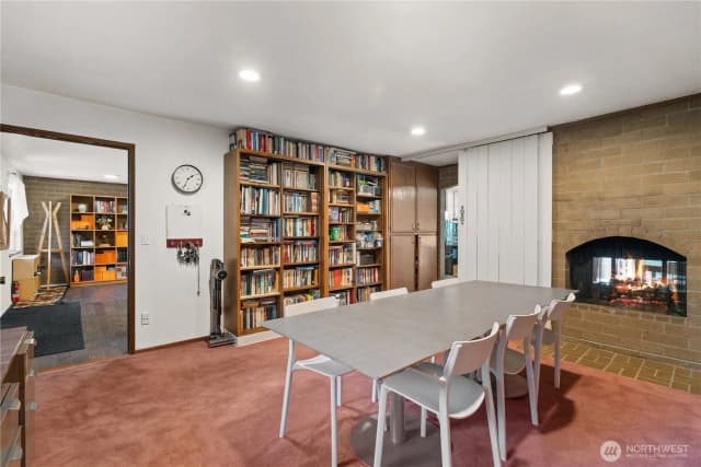 Property photo for 16058 36th Avenue Ne, Lake Forest Park photo 5